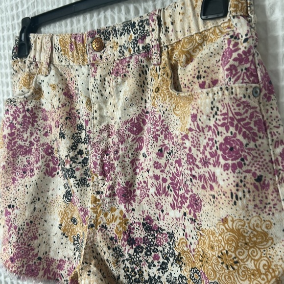Anthropologie Pilcro Floral Scrunchy Shorts Denim Boho Medium - Picture 5 of 13